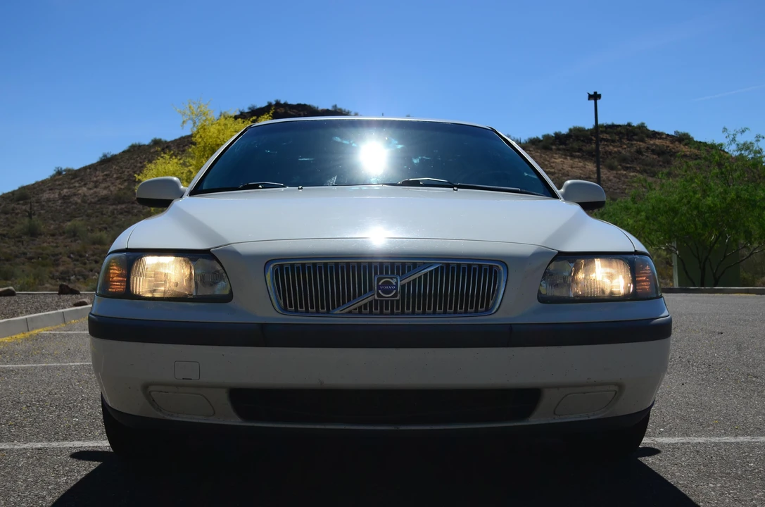 2003 Volvo V70 2nd Gen - Image 6 of 21