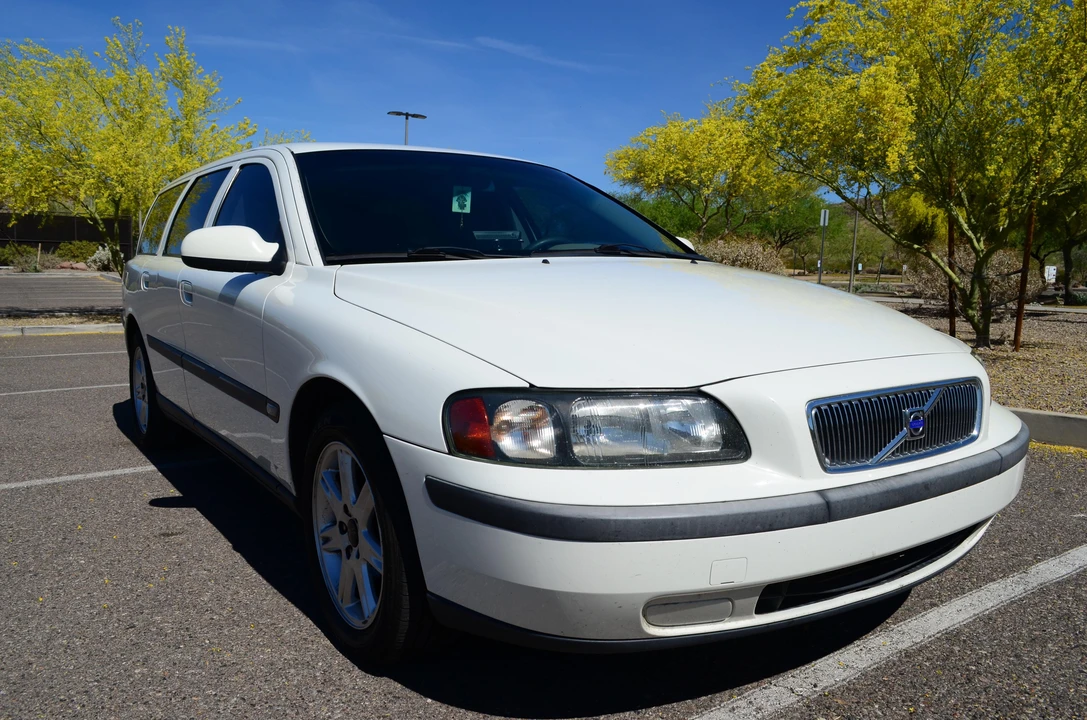 2003 Volvo V70 2nd Gen - Image 18 of 21