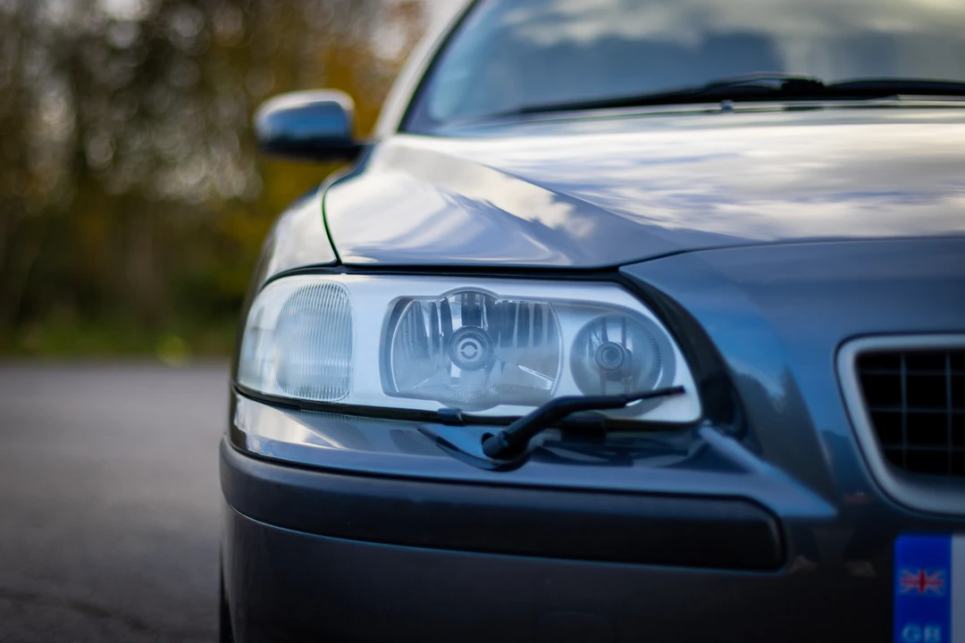 2003 Volvo V70 R 2nd Gen - Image 15 of 31