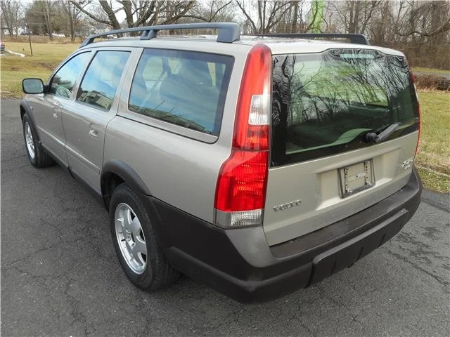 2003 Volvo V70 XC/XC70 2nd Gen - Image 7 of 12