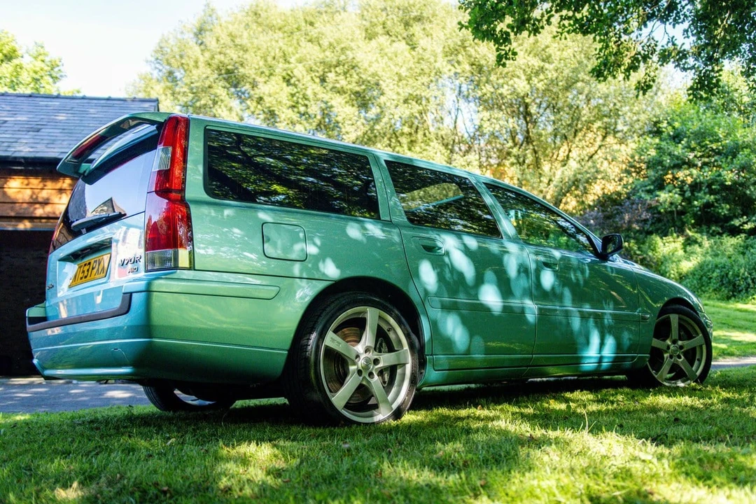 2003 Volvo V70 R 2nd Gen - Image 2 of 30