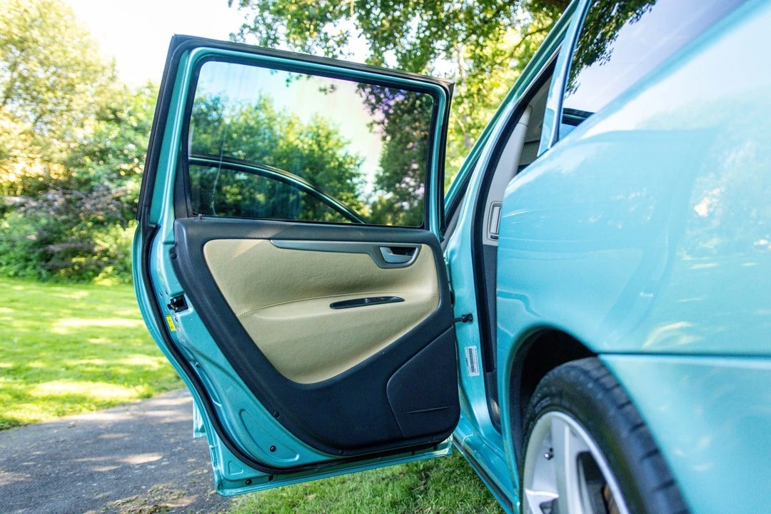 2003 Volvo V70 R 2nd Gen - Image 12 of 30