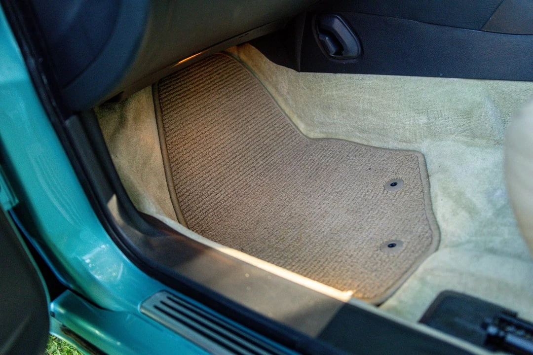 2003 Volvo V70 R 2nd Gen - Image 30 of 30
