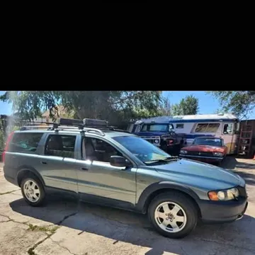 2003 Volvo XC70 2.5T Wagon 4D