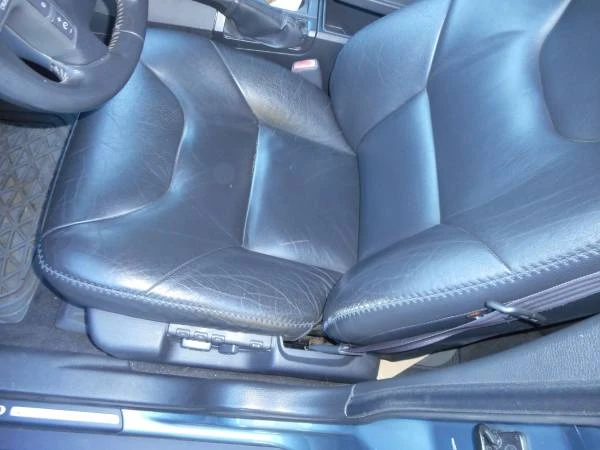2003 Volvo V70 XC/XC70 2nd Gen - Image 3 of 12