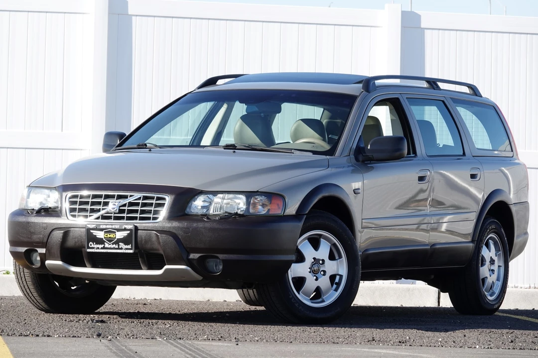 2003 Volvo V70 XC/XC70 2nd Gen - Image 4 of 31