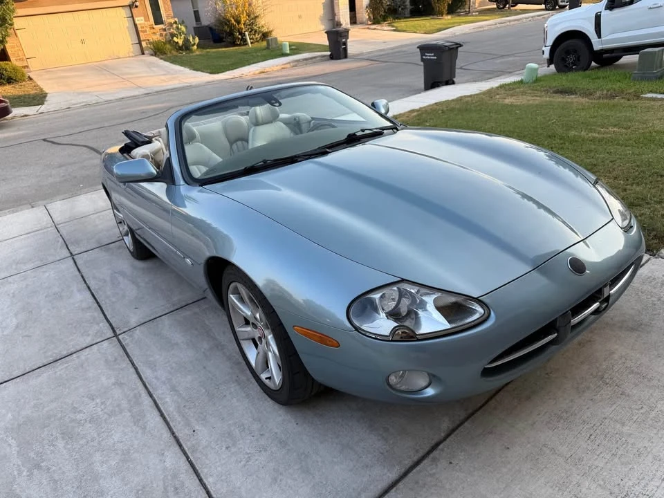 2003 Jaguar X100 XK8 - Image 2 of 8