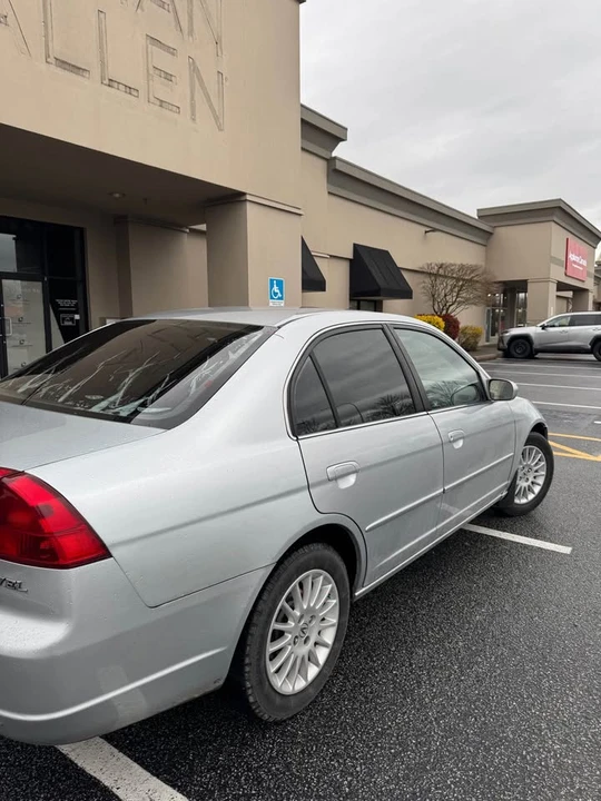 2003 Acura TL 2nd Gen - Image 8 of 9