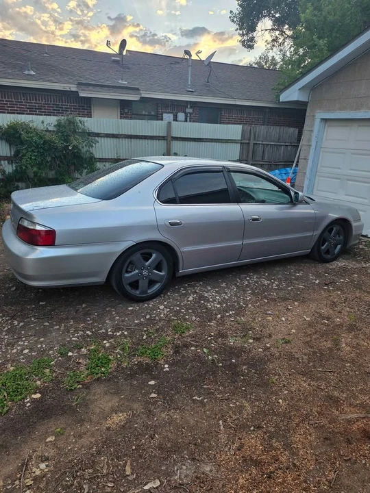 2003 Acura TL 2nd Gen - Image 2 of 10