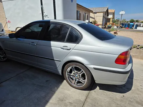 2003 BMW 325i