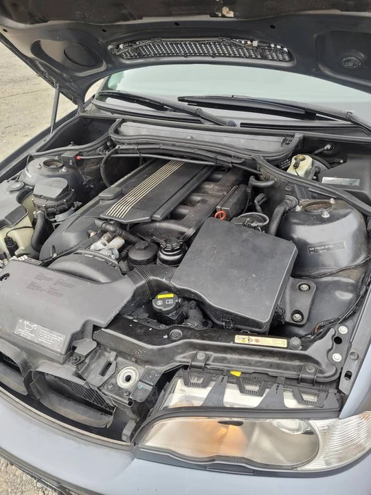 2003 BMW E46 330i & 330Ci - Image 12 of 12