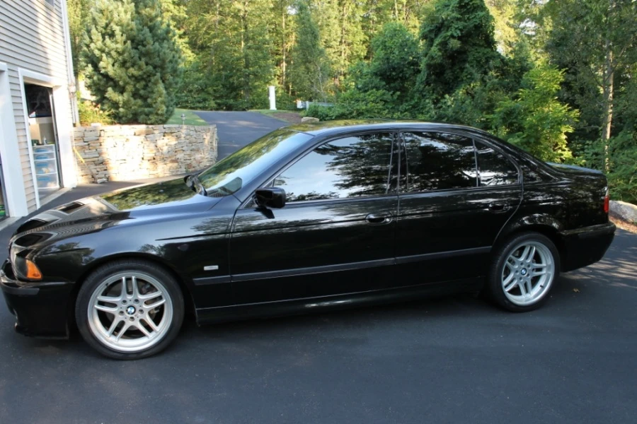 2003 BMW E39 540i - Image 2 of 3