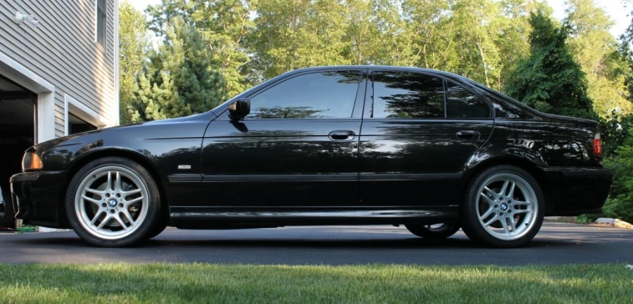 2003 BMW E39 540i - Image 3 of 3