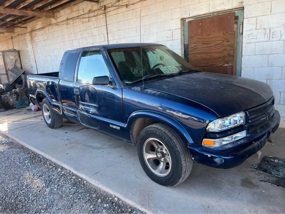 2003 Chevrolet S-10 - Image 8 of 10