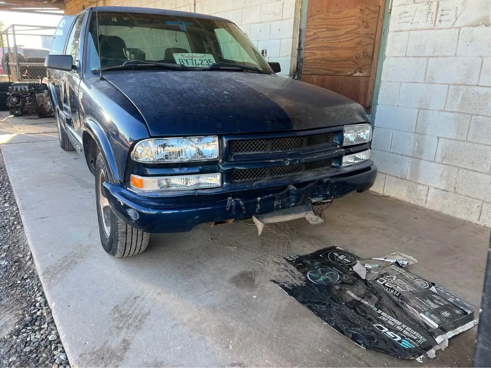 2003 Chevrolet S-10 - Image 9 of 10
