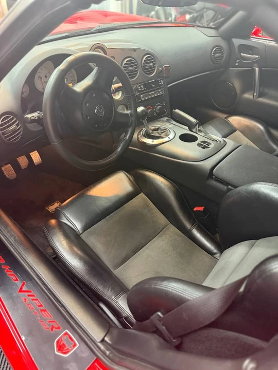 2003 Dodge Viper 3rd Gen - Image 5 of 9
