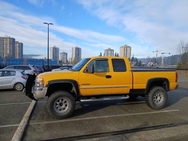 2003 GMC Sierra 1st Gen - Image 2 of 2