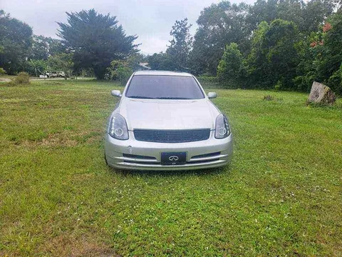 2003 Infiniti G35 Partout