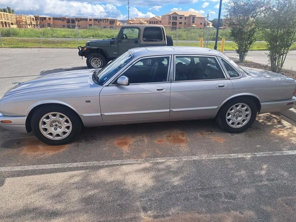 2003 Jaguar X308 XJ - Image 9 of 9