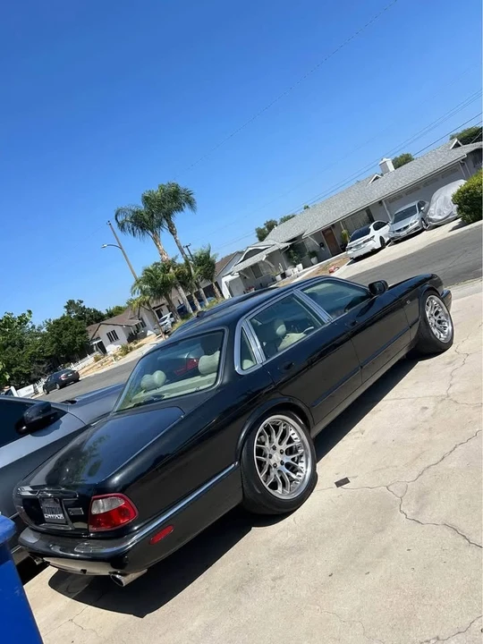 2003 Jaguar X308 XJR - Image 4 of 4