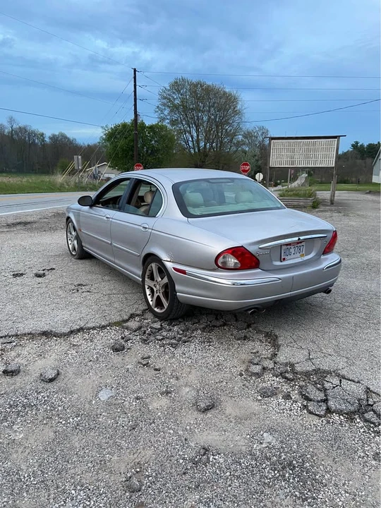 2003 Jaguar X-Type - Image 4 of 8