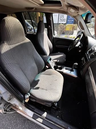 2003 Jeep KJ Liberty - Image 6 of 10