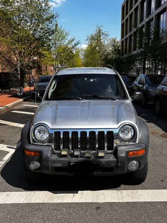 2003 Jeep KJ Liberty - Image 2 of 10