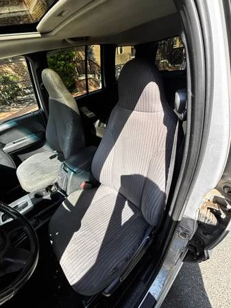 2003 Jeep KJ Liberty - Image 9 of 10