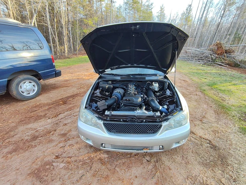 2003 Lexus IS 1st Gen - Image 19 of 23