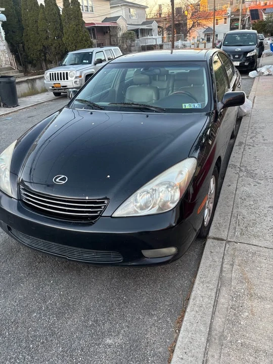 2003 Lexus ES 3rd Gen - Image 4 of 4