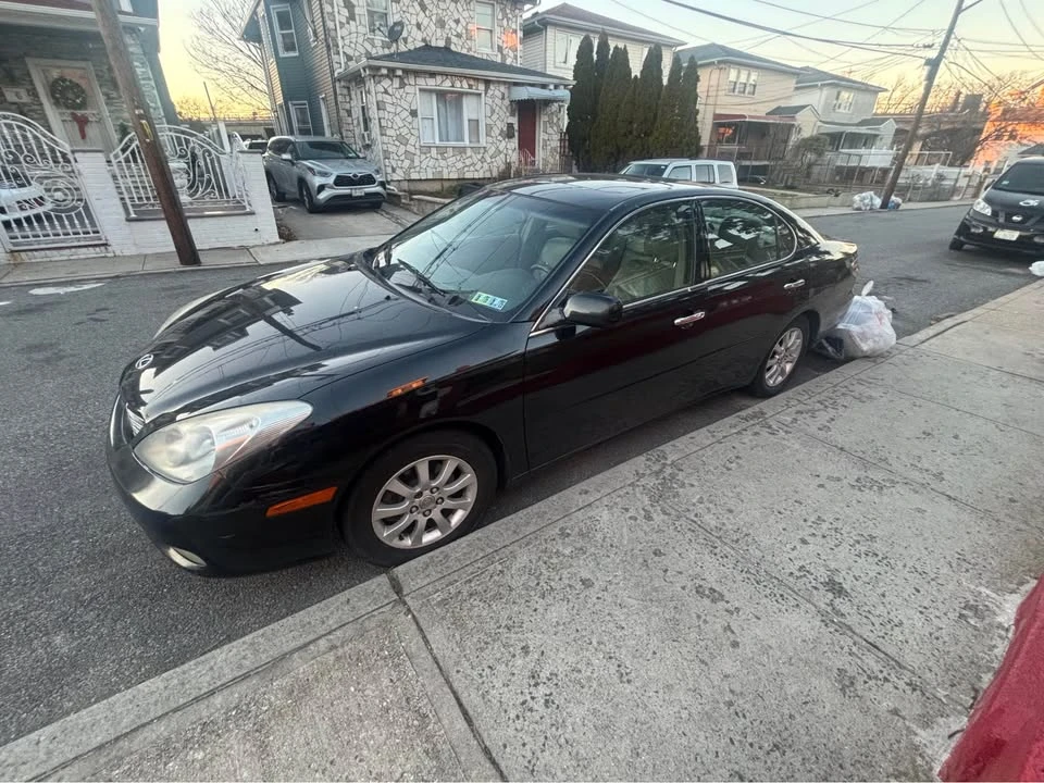 2003 Lexus ES 3rd Gen - Image 3 of 4