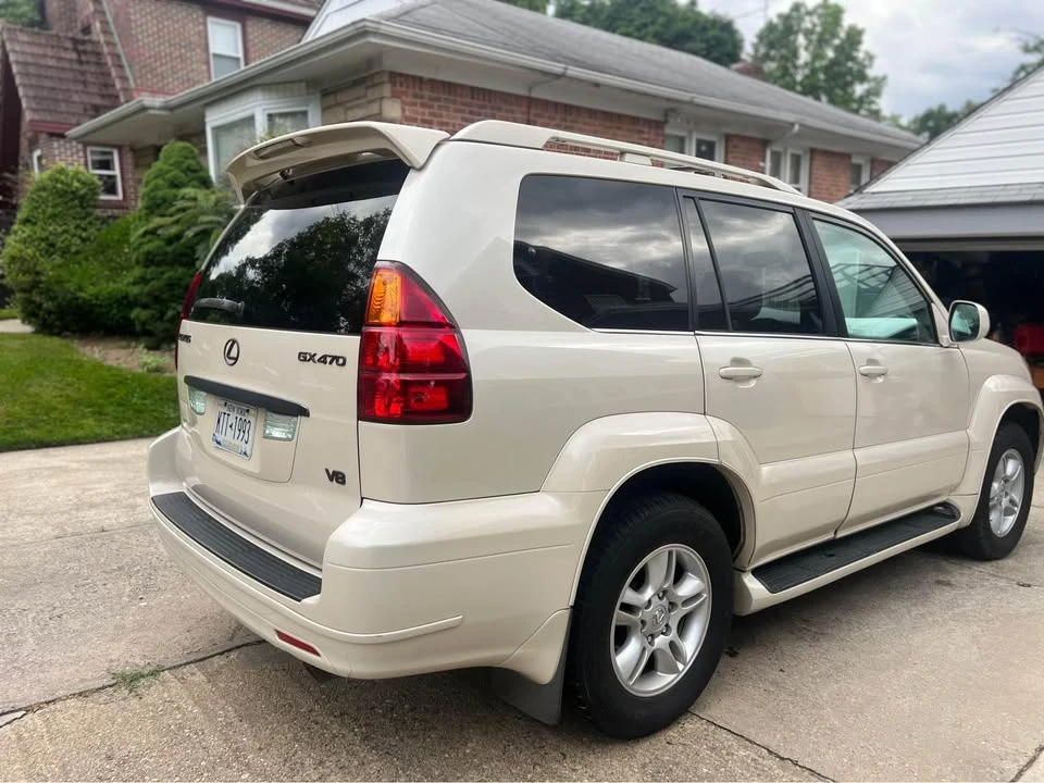 2003 Lexus GX 1st Gen - Image 4 of 10