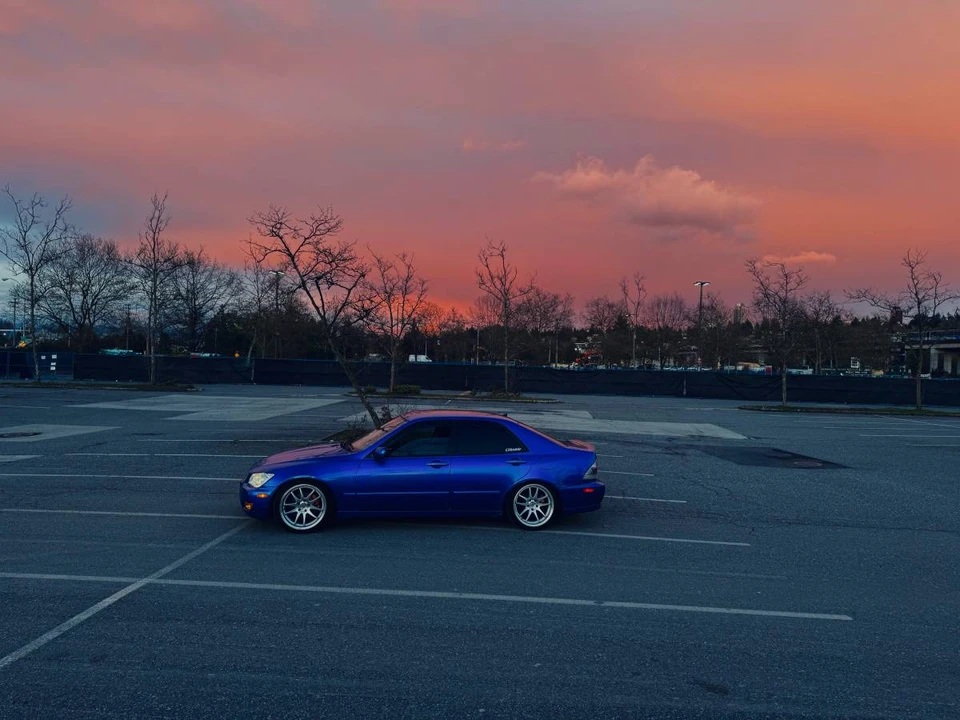 2003 Lexus IS 1st Gen - Image 4 of 12
