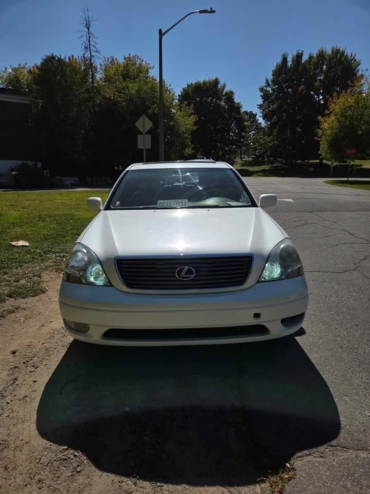 2003 Lexus LS 3rd Gen - Image 3 of 10