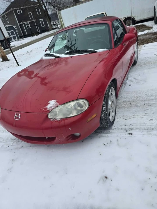 2003 Mazda NB MX-5 Miata - Image 2 of 3
