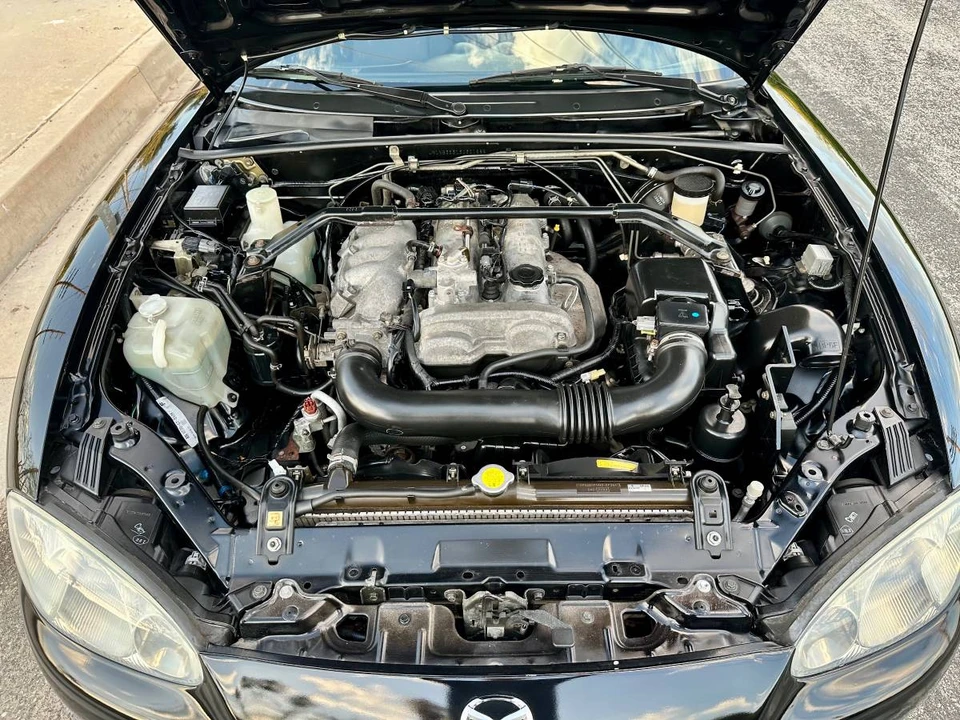 2003 Mazda NB MX-5 Miata - Image 15 of 21