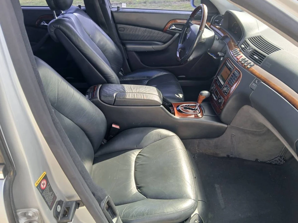 2003 Mercedes-Benz W220 S-Class - Image 9 of 14