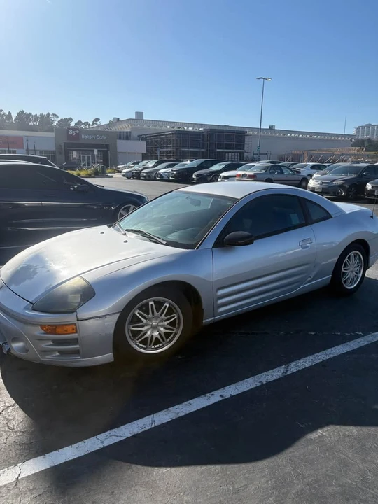 2003 Mitsubishi Eclipse 3rd Gen - Image 2 of 4