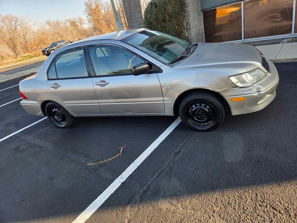 2003 Mitsubishi Lancer 8th Gen - Image 2 of 7