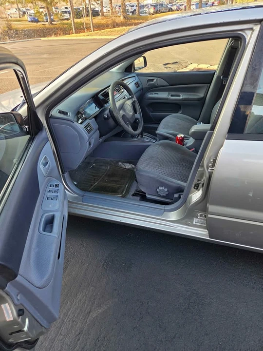 2003 Mitsubishi Lancer 8th Gen - Image 5 of 7