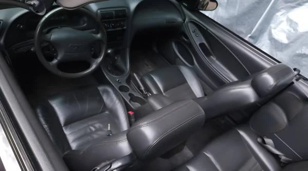 2003 Ford SN95 Mustang - Image 12 of 13