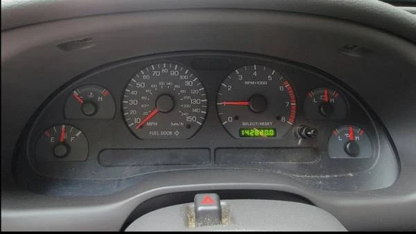 2003 Ford SN95 Mustang - Image 9 of 13