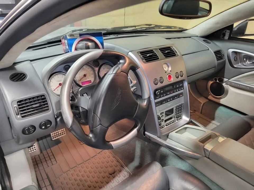 2003 Aston Martin Vanquish 1st Gen - Image 6 of 7