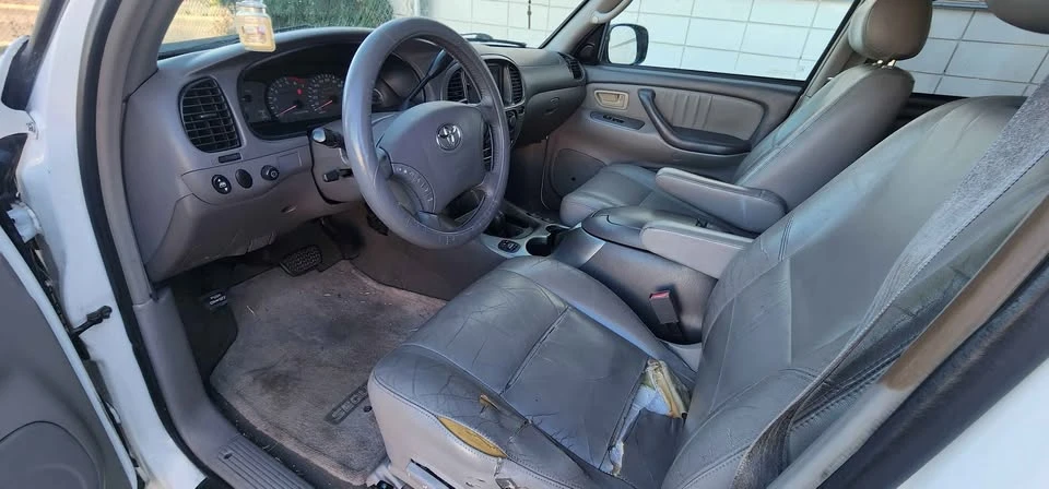 2003 Toyota Sequoia 1st Gen - Image 8 of 10
