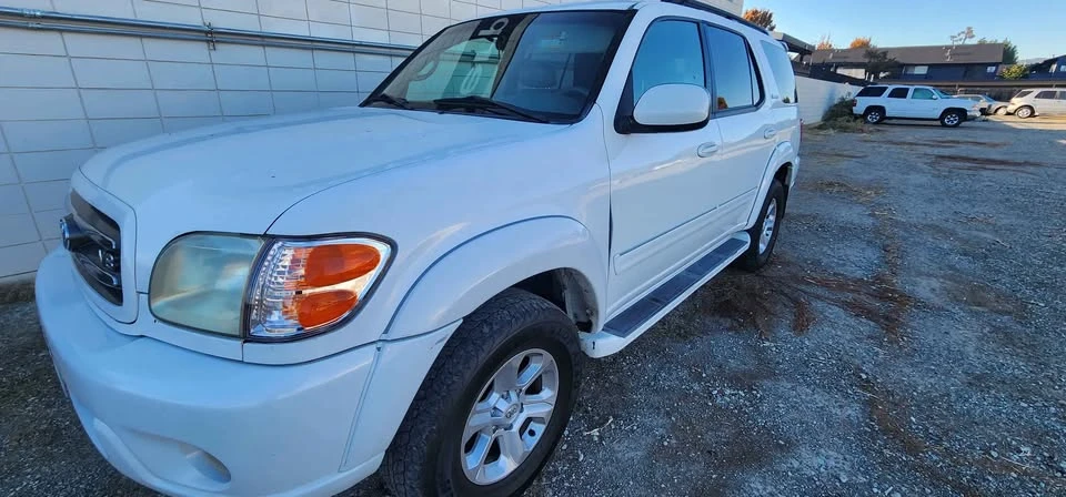 2003 Toyota Sequoia 1st Gen - Image 7 of 10