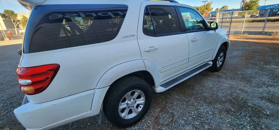 2003 Toyota Sequoia 1st Gen - Image 2 of 10