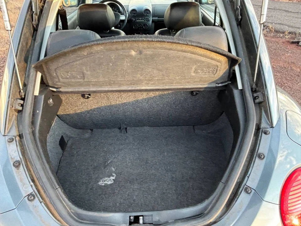 2003 Volkswagen Beetle - Image 12 of 18