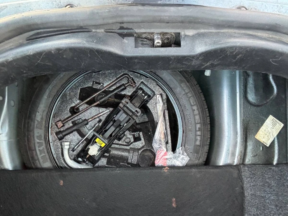 2003 Volkswagen Beetle - Image 13 of 18