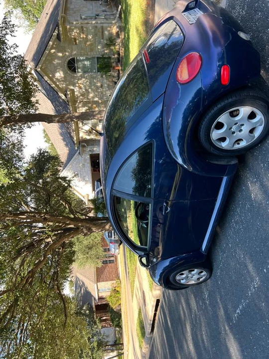 2003 Volkswagen New Beetle - Image 6 of 10