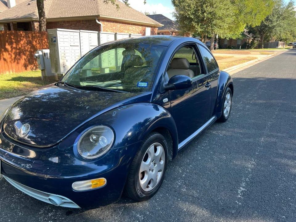 2003 Volkswagen New Beetle - Image 7 of 10